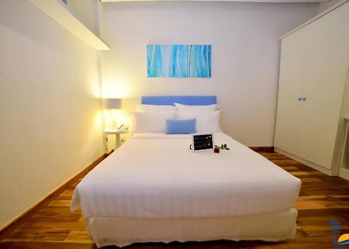 Co Xanh Hotel